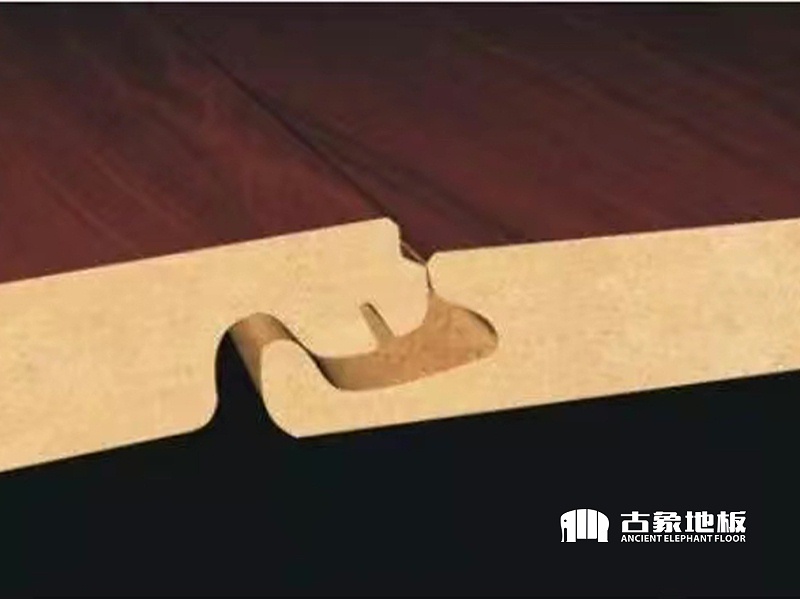 鎖扣強(qiáng)化地板